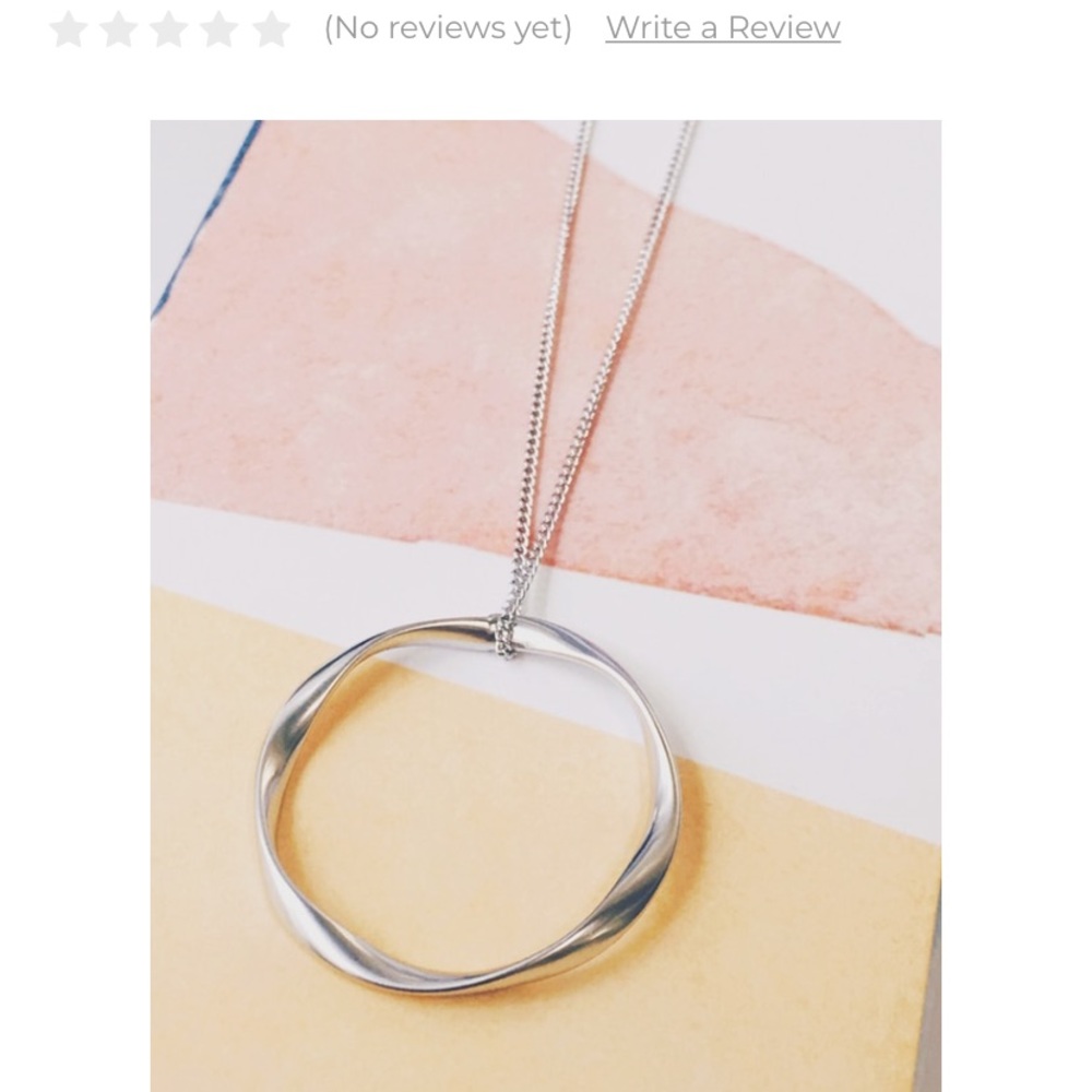JJ+ RR long twisted Hoop Pendant silver